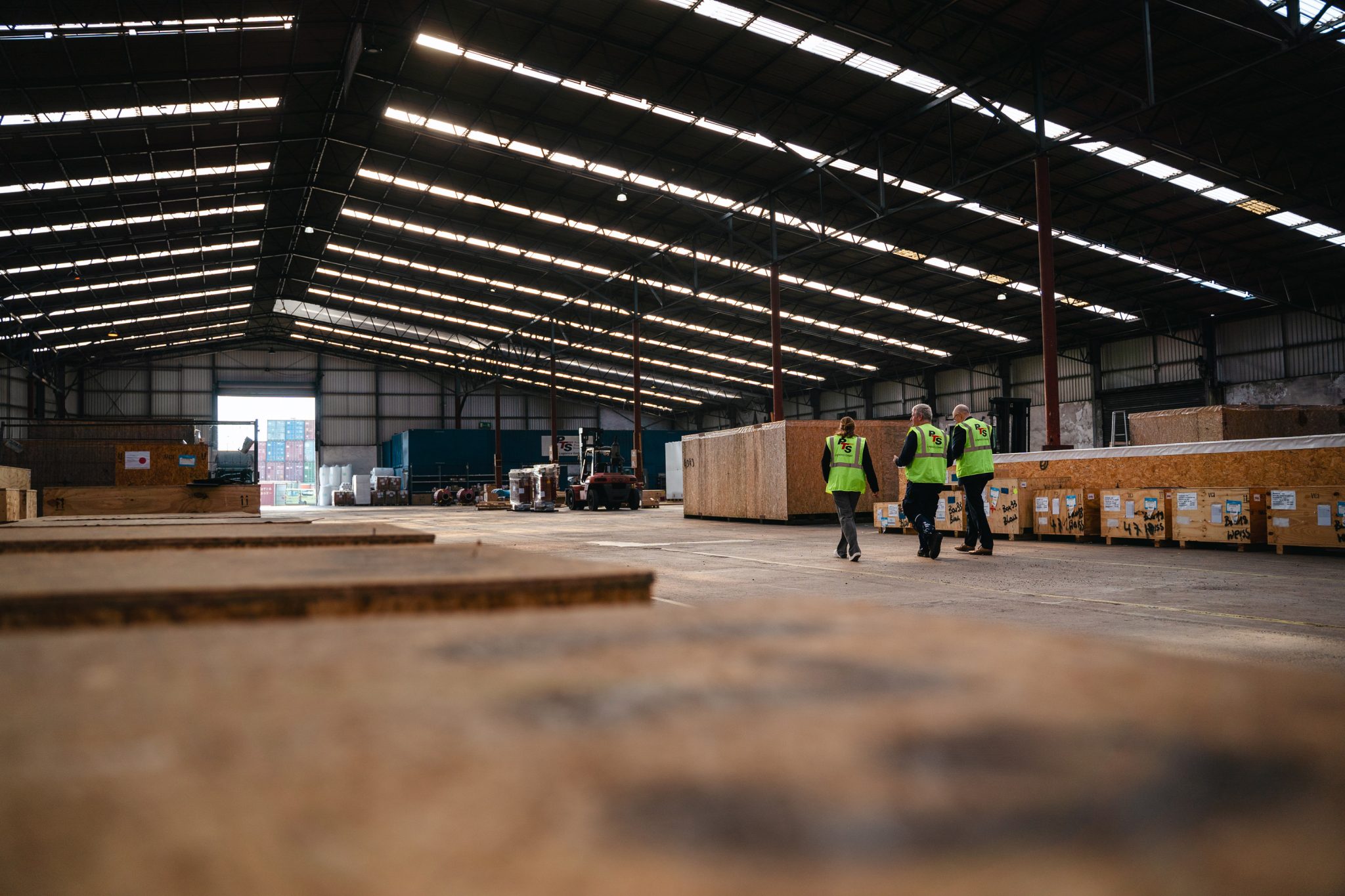 Verpackung von Spezialgütern und Dienstleistungen im Bereich Inhouse Logistik sind Schwerpunkte der PTS Logistics, Bild: SWHT/Raveling